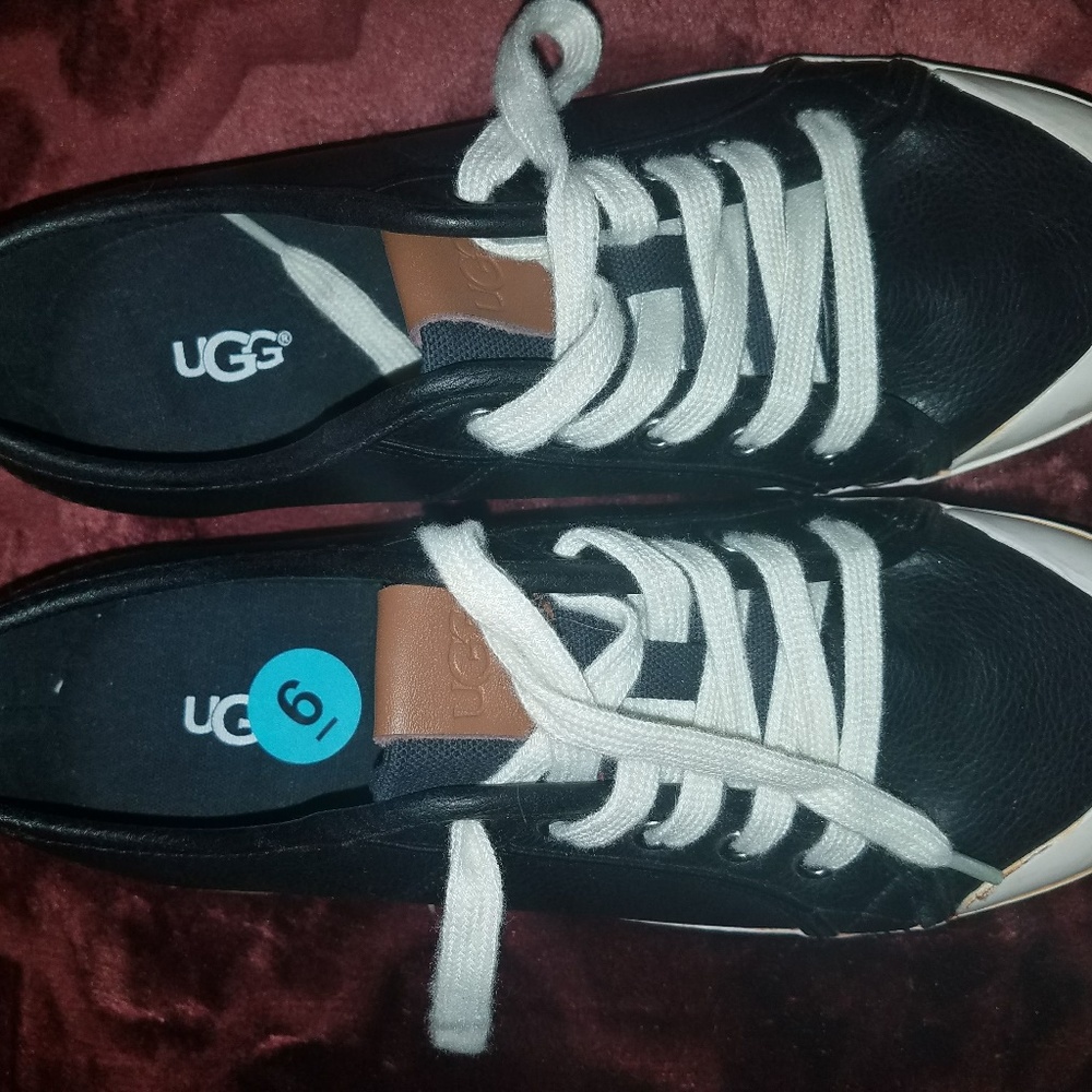 NWT UGG Sneakers